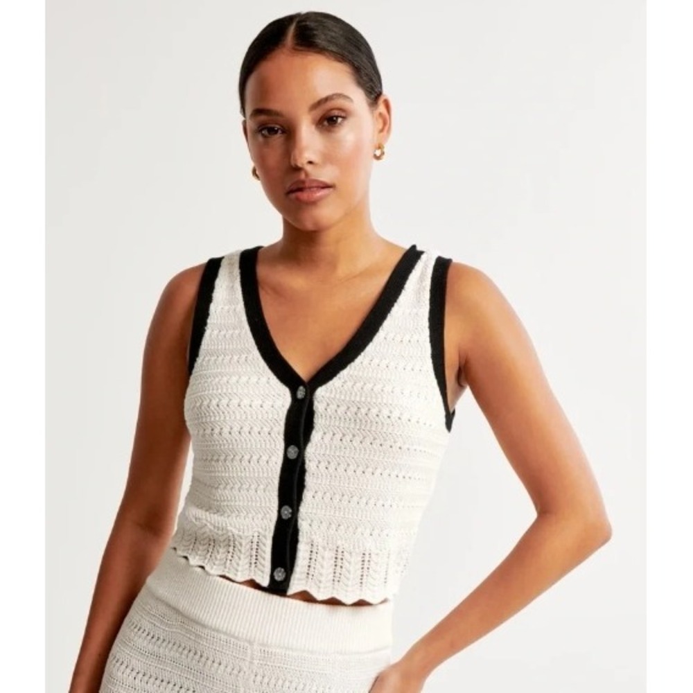 Abercrombie & Fitch Women White Pointelle Knit Crop Sweater Vest Black Trim XS